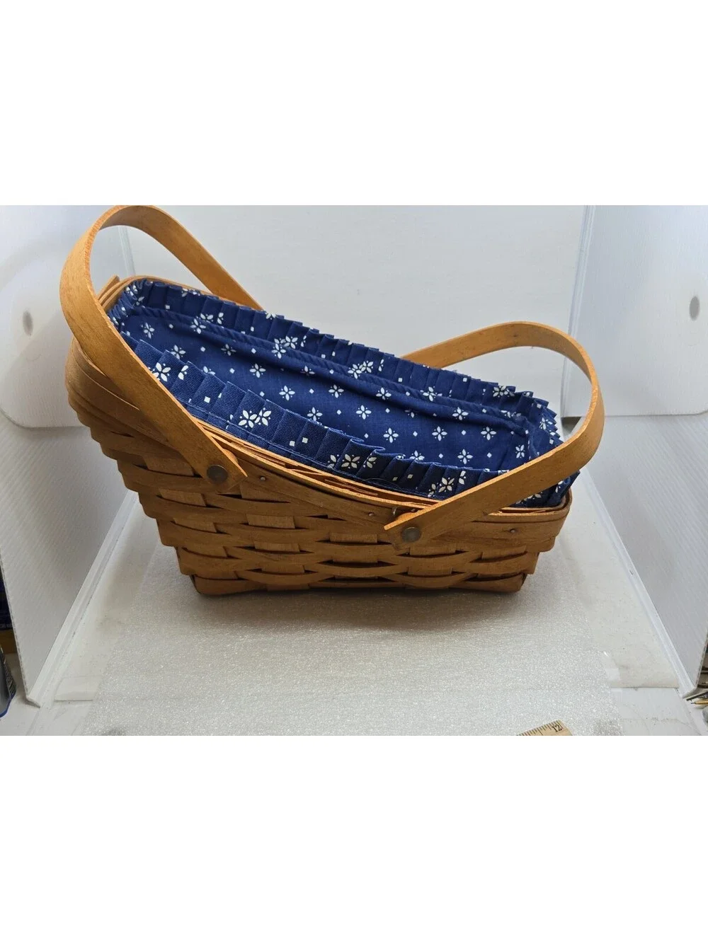 1990 LONGABERGER Medium Vegetable Basket w/Handles & Blue Fabric Liner No Insert